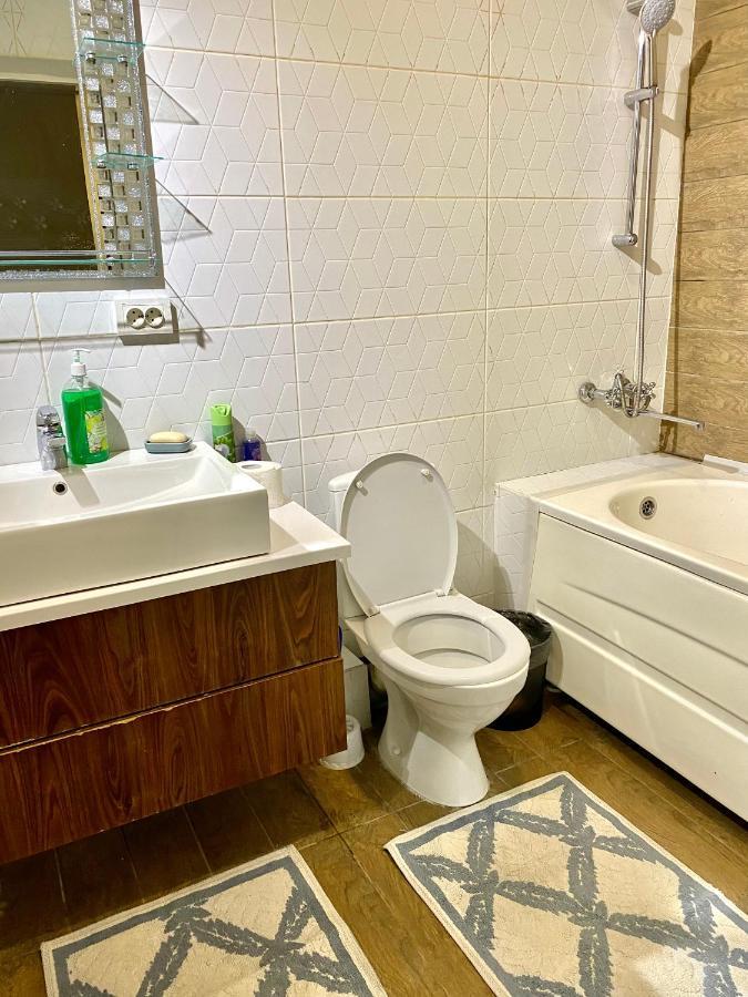 Просторная Двухкомнатная Квартира Жк Бакытты Омир Almaty Luaran gambar